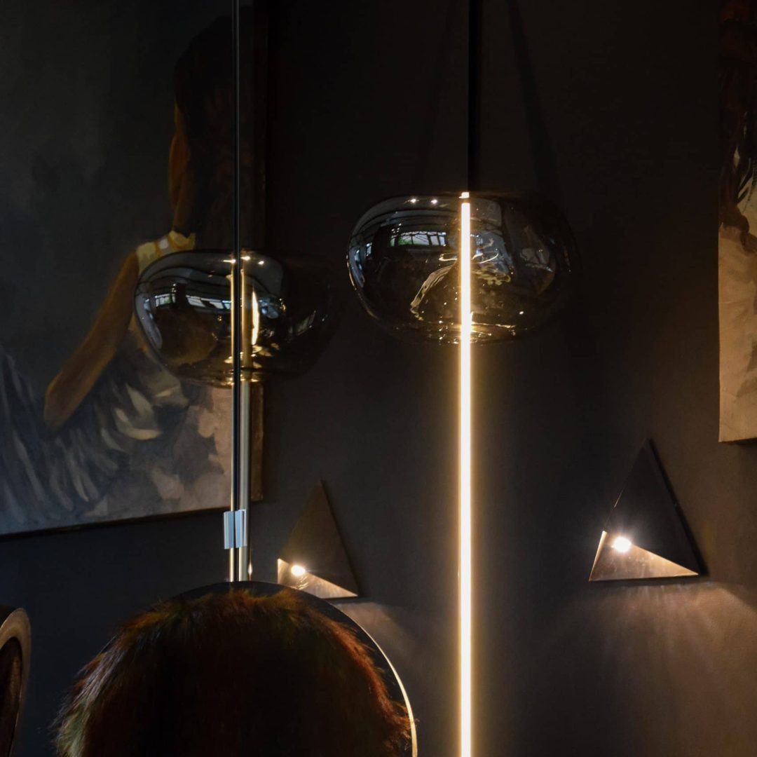 lampadaire-galet-verre-noir-mat-design-moss-series